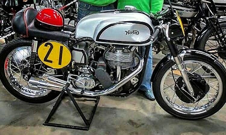 20170106-manx-norton-motorcycle-stolen-hastings-sxp201701020456ls