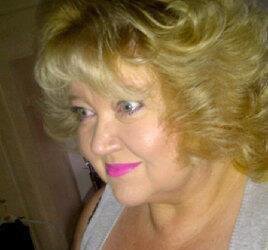 391964_10150401719119511_1194960450_n